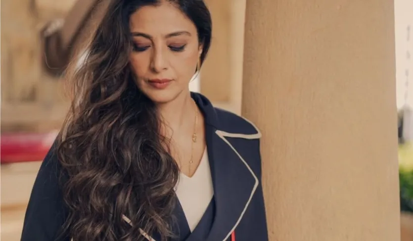 तब्बू की निजी जिंदगी की बात करें तो वह इस साल 53 साल की हो गई हैं और वह अभी भी कुंवारी हैं। काम की बात करें तो तब्बू आखिरी बार 'औरों में कहां दम था' में नजर आई थीं। वह हॉलीवुड एक्शन फिल्म 'ड्यून: प्रोफेसी' में भी दिखाई दे चुकी हैं।