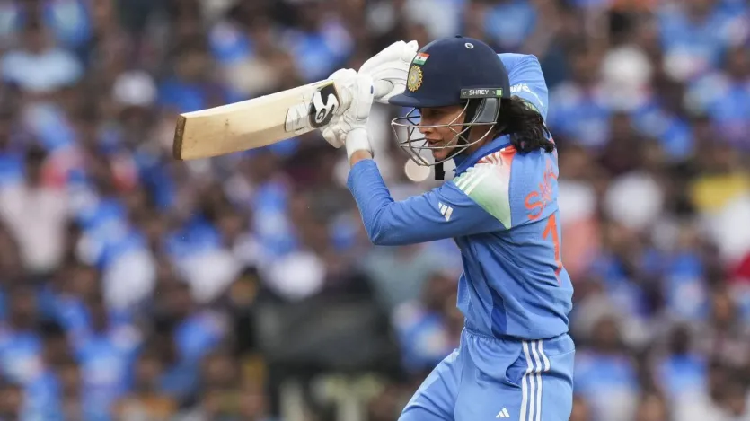 महिला वनडे क्रिकेट में इस साल सबसे ज्यादा रन बनाने का रिकॉर्ड भारत की स्टार बल्लेबाज स्मृति मंधाना के नाम है। मंधाना ने इस साल वनडे क्रिकेट में अब तक 23 मैच में 61.90 की शानदार औसत से 1362 रन बनाए हैं। इस दौरान मंधाना के बल्ले से 5 शतक और 5 अर्धशतक आए हैं। इसके साथ ही वह एक कैलेंडर ईयर में 1000 ODI रन बनाने वाली दुनिया की पहली बल्लेबाज बनी थी। उन्होंने वनडे वर्ल्ड कप में भी बल्ले से अच्छा प्रदर्शन किया था।