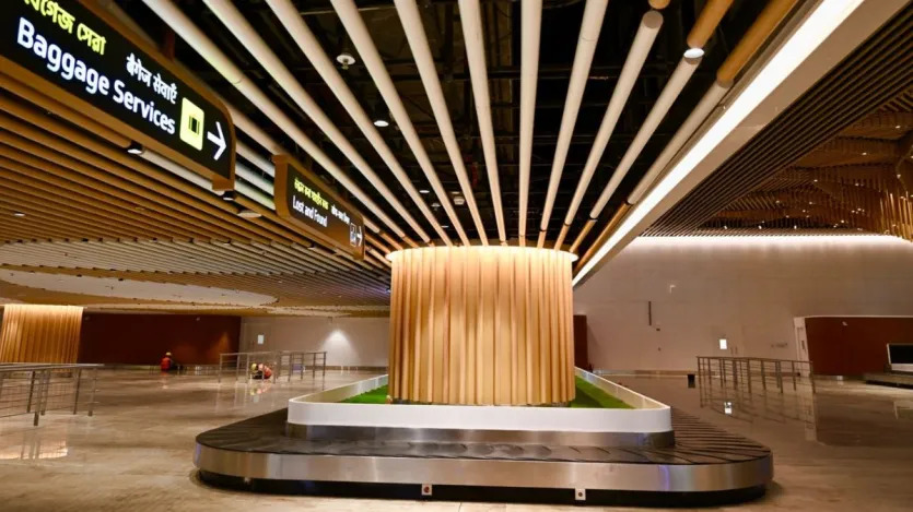 कुल मिलाकर, लोकप्रिय गोपीनाथ बोरदोलोई अंतरराष्ट्रीय हवाई अड्डे का नया टर्मिनल असम के डेवलपमेंट की उड़ान को नई ऊंचाई देने वाला है। यह केवल एक इमारत नहीं, बल्कि नॉर्थ-ईस्ट इंडिया के उज्ज्वल भविष्य की मजबूत नींव है।