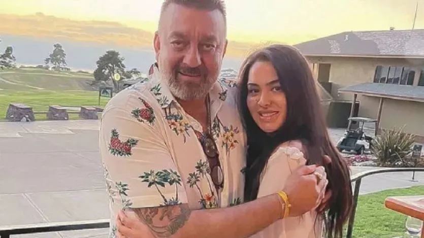 60-70 के दशक के सुपरस्टार्स सुनील दत्त और नरगिस दत्त की पोती और संजय दत्त जैसे स्टार की बेटी होते हुए भी त्रिशाला ने हमेशा बॉलीवुड से दूर बनाए रखी। जबकि, खूबसूरती और ग्लैमर के मामले में वह किसी बॉलीवुड हीरोइन से कम नहीं हैं लगतीं, लेकिन उन्होंने अपनी राह खुद चुनी।