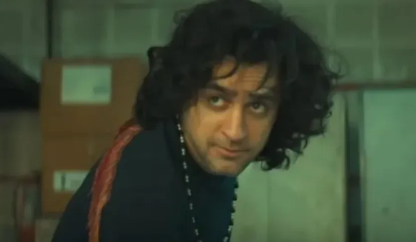 डेब्यू फिल्म से रातों रात आमिर खान के भांजे इमरान खान स्टार बन गए थे, जिन्होंने कई फ्लॉप देने के बाद इंडस्ट्री से ब्रेक ले लिया और अब कमबैक कर लाइमलाइट बटोर लीं। 'हैप्पी पटेल खतरनाक जासूस' में इमरान खान का कैमियो रोल देखने को मिला था। इस फिल्म में वीर दास के अलावा मिथिला पालकर, मोना सिंह, शारिब हाशमी और सृष्टि तावड़े भी हैं।