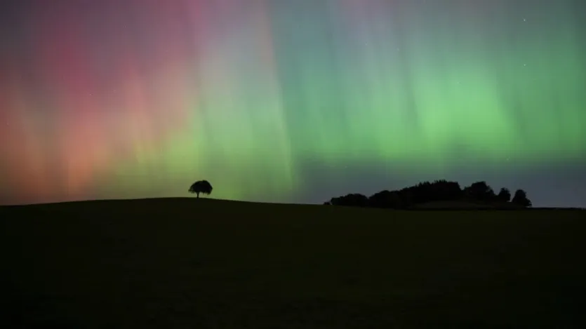 यहां सिविल पोलर नाइट यानी पूर्ण अंधेरा 14 नवंबर से 29 जनवरी तक रहता है।
