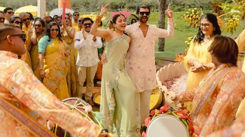 तेलुगु अभिनेता रश्मिका मंदाना और विजय देवरकोंडा ने 26 फरवरी, 2026 को उदयपुर के आईटीसी मेमेंटोस उदयपुर (एकाया) में आयोजित एक निजी समारोह में तेलुगु-आंध्र परंपराओं और कोडवा रीति-रिवाजों के अनुसार शादी कर ली। विरोश की शादी में संदीप रेड्डी वांगा, कल्याणी प्रियदर्शन, ईशा रेब्बा और अन्य हस्तियों ने भाग लिया।