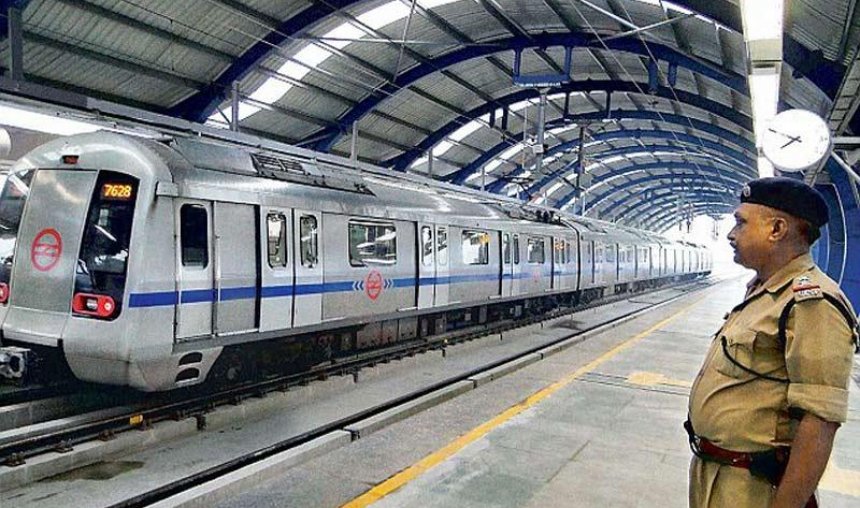 कल से दिल्ली में महंगे सफर के लिए रहें तैयार, मेट्रो का बढ़ा हुआ किराया होगा लागू कल से दिल्ली में महंगे सफर के लिए रहें तैयार, मेट्रो का बढ़ा हुआ किराया होगा लागू- India TV Paisa