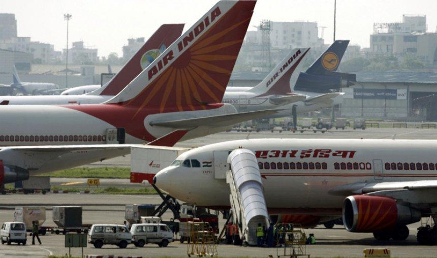 भारत बना दुनिया का तीसरा सबसे बड़ा विमानन बाजार, 2016 में 10 करोड़ लोगों की हवाई सफर भारत बना दुनिया का तीसरा सबसे बड़ा विमानन बाजार, 2016 में 10 करोड़ लोगों की हवाई सफर- India TV Paisa