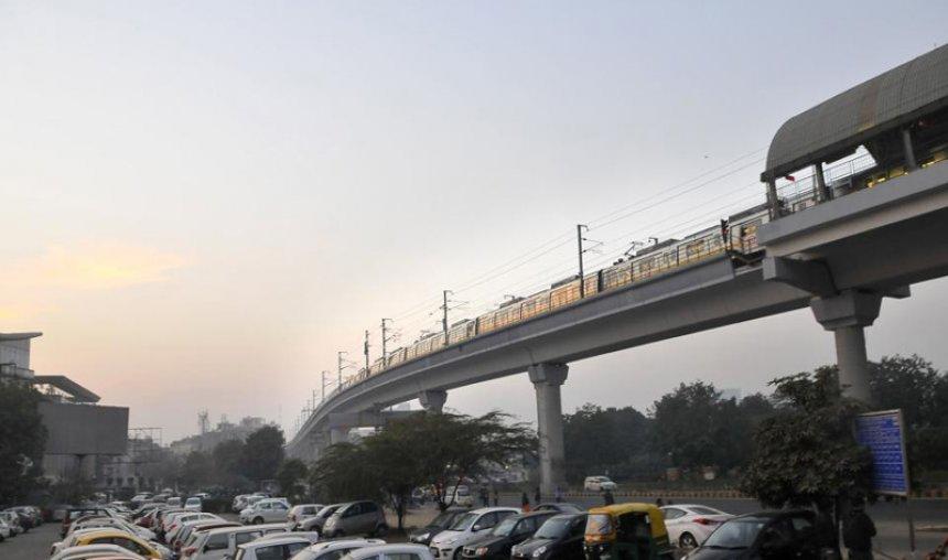 जाट आंदोलन: रविवार रात से दिल्ली से बाहर नहीं चलेगी मेट्रो, गुरुग्राम और नोएडा के यात्रियों को होगी परेशानी जाट आंदोलन: रविवार रात से दिल्ली से बाहर नहीं चलेगी मेट्रो, गुरुग्राम और नोएडा के यात्रियों को होगी परेशानी- India TV Paisa
