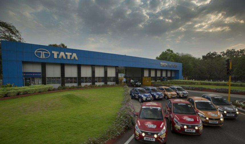 Tata Motors ने GST के बाद घटाए यात्री वाहनों के दाम, 2.17 लाख रुपए तक सस्‍ती हुईं टाटा की गाडि़यां- India TV Paisa