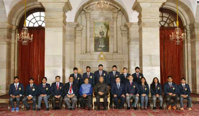 president of india with awardees of rajiv gandhi khel...
president of india with awardees of rajiv gandhi khel...- India TV Hindi