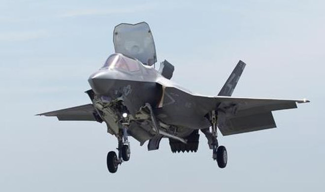 US flies fighter jets US flies fighter jets- India TV Hindi