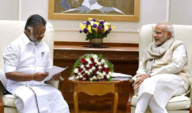 O Panneerselvam and Narendra Modi | AP Photo O Panneerselvam and Narendra Modi | AP Photo- India TV Hindi