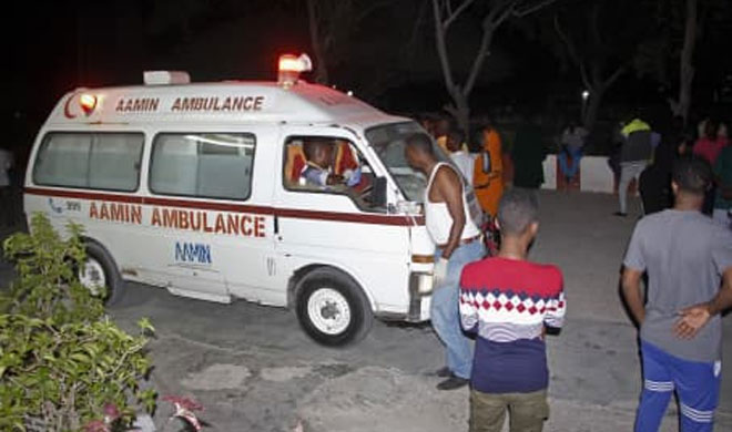 Twin car bombings kill nearly 38 in Somalia's Mogadishu | AP Photo Twin car bombings kill nearly 38 in Somalia's Mogadishu | AP Photo- India TV Hindi