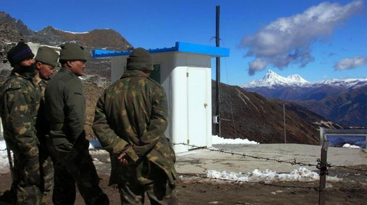India deploys more troops along border with China near Tibet | PTI representational Image India deploys more troops along border with China near Tibet | PTI representational Image- India TV Hindi