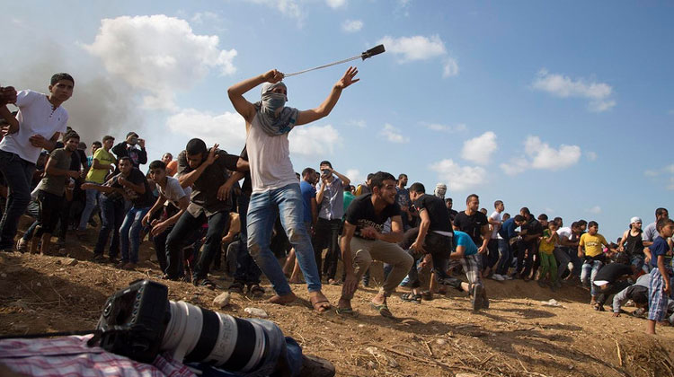 Israeli soldiers open fire on Gaza protesters third week in a row, many injured Israeli soldiers open fire on Gaza protesters third week in a row, many injured- India TV Hindi