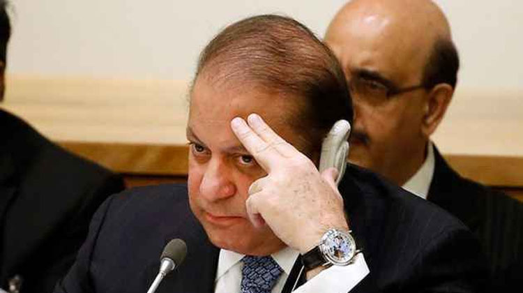 Pakistan authorities withdraw security of non-entitled persons including Nawaz Sharif | AP Pakistan authorities withdraw security of non-entitled persons including Nawaz Sharif | AP- India TV Hindi
