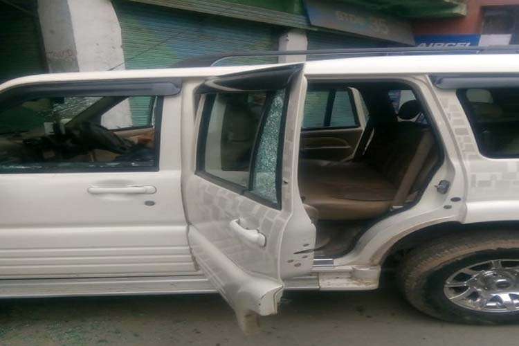 Jammu and Kashmir: Senior politician Ghulam Nabi Patel shot dead by terrorists in Pulwama Jammu and Kashmir: Senior politician Ghulam Nabi Patel shot dead by terrorists in Pulwama- India TV Hindi