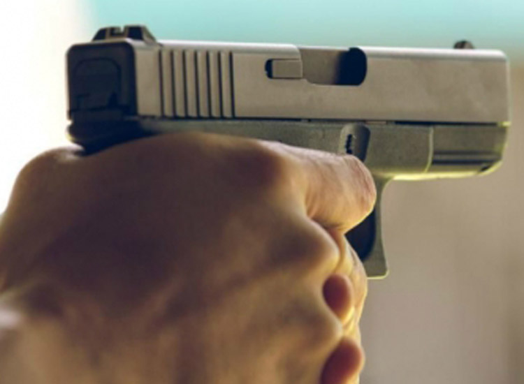 Transgender shot dead in... Transgender shot dead in...- India TV Hindi