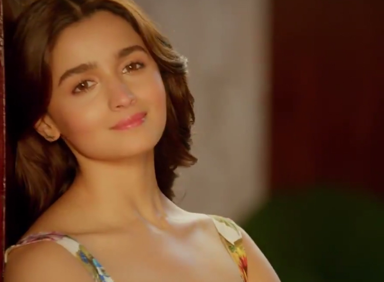 Alia Alia- India TV Hindi