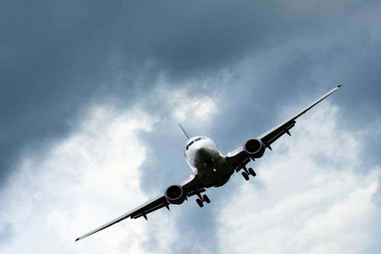 IndiGo, Air Deccan planes avert mid-air mishap IndiGo, Air Deccan planes avert mid-air mishap - India TV Hindi