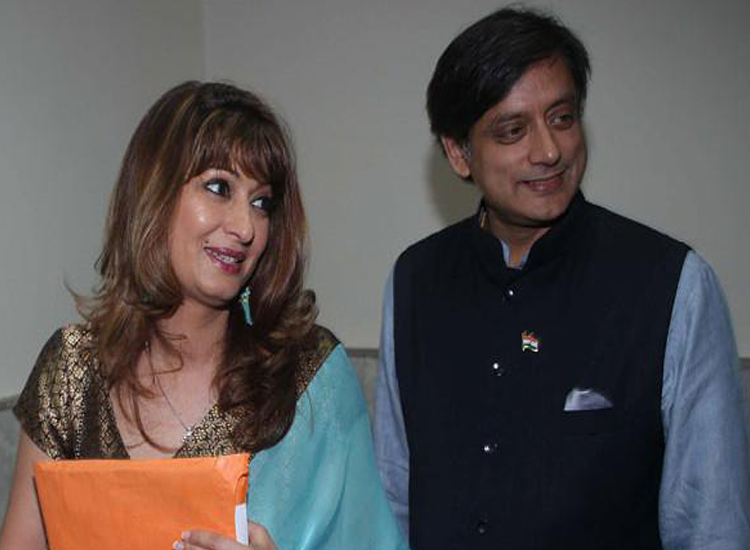sunanda pushkar and shashi tharoor sunanda pushkar and shashi tharoor- India TV Hindi