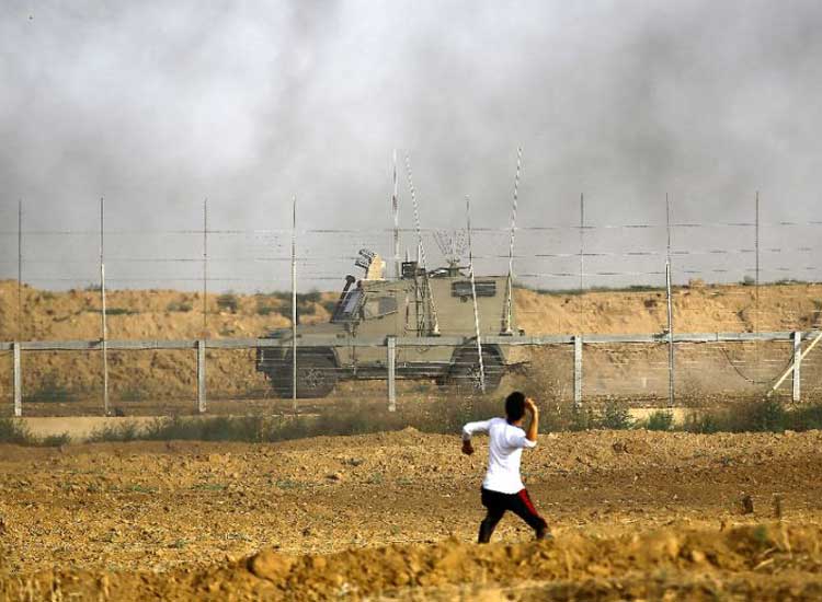 Gaza militants fire dozens of mortars at southern... Gaza militants fire dozens of mortars at southern...- India TV Hindi