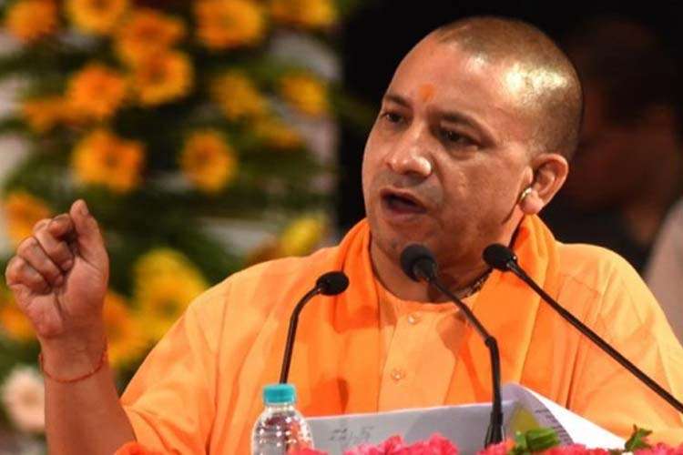 UP CM Yogi Adityanath cuts short Karnataka poll campaign, rushes back to UP to visit storm-hit areas UP CM Yogi Adityanath cuts short Karnataka poll campaign, rushes back to UP to visit storm-hit areas- India TV Hindi