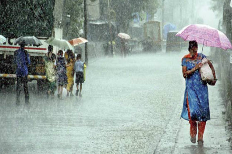मानसून तय समय से 17 दिन पहले पूरे देश में पहुंच, बारिश के बाद भूस्खलन, अमरनाथ यात्रा भी प्रभावित मानसून तय समय से 17 दिन पहले पूरे देश में पहुंच, बारिश के बाद भूस्खलन, अमरनाथ यात्रा भी प्रभावित- India TV Hindi
