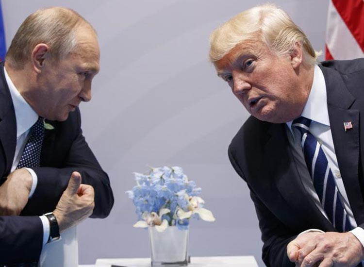 Trump-Putin summit may take place in Europe next... Trump-Putin summit may take place in Europe next...- India TV Hindi