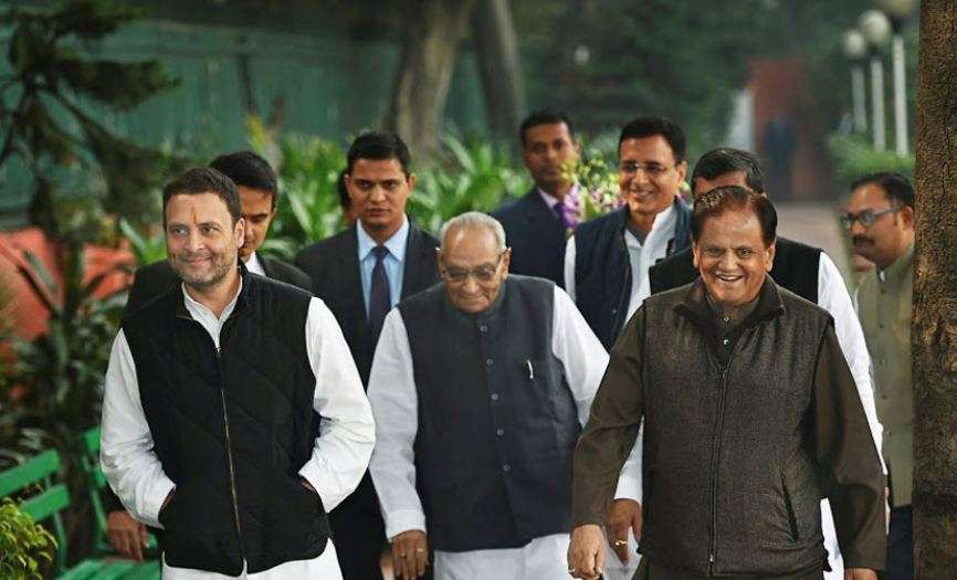 Rahul Gandhi has appointed Ahmed Patel as new Treasurer of AICC Rahul Gandhi has appointed Ahmed Patel as new Treasurer of AICC- India TV Hindi