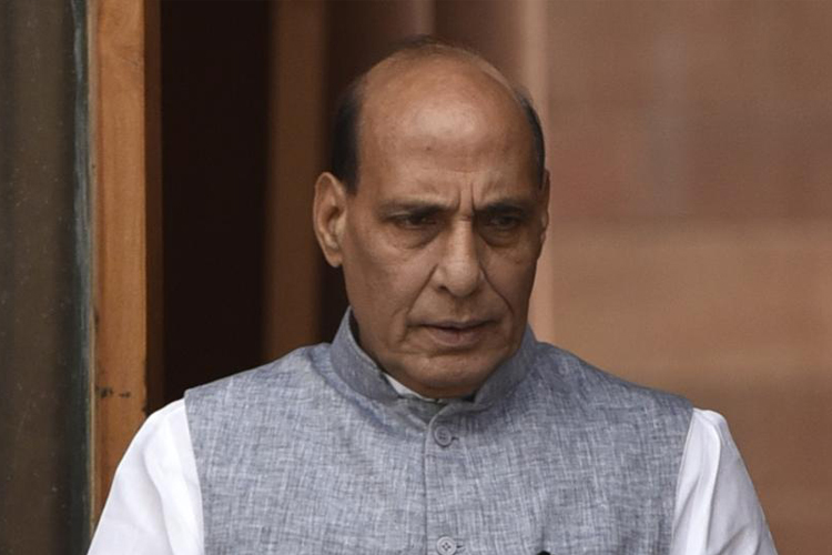 असम एनआरसी विवाद: संसद में आज जवाब दे सकते हैं गृह मंत्री राजनाथ सिंह असम एनआरसी विवाद: संसद में आज जवाब दे सकते हैं गृह मंत्री राजनाथ सिंह- India TV Hindi