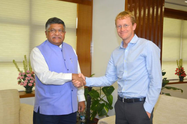 Union IT Minister Ravi Shankar Prasad and WhatsApp CEO... Union IT Minister Ravi Shankar Prasad and WhatsApp CEO...- India TV Hindi