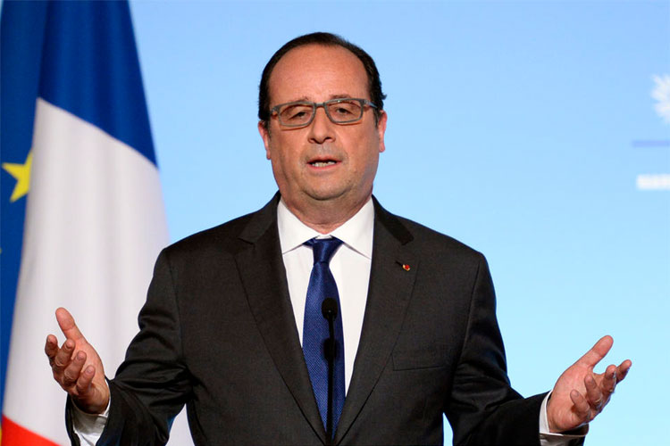 Unaware of pressure on Reliance and Dassault to work together, says Francois Hollande | AP File Unaware of pressure on Reliance and Dassault to work together, says Francois Hollande | AP File- India TV Hindi