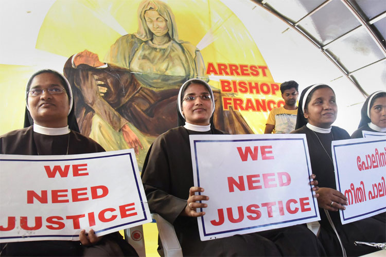 Kerala nun rape case: 'Will not rest' till bishop Franco Mulakkal is arrested, say protesting nuns Kerala nun rape case: 'Will not rest' till bishop Franco Mulakkal is arrested, say protesting nuns- India TV Hindi