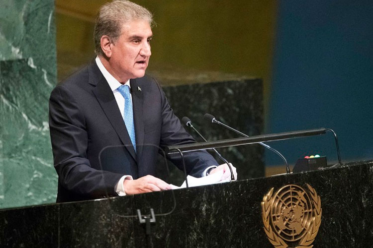 Shah Mehmood Qureshi rakes up Kashmir issue at UNGA | AP Shah Mehmood Qureshi rakes up Kashmir issue at UNGA | AP- India TV Hindi