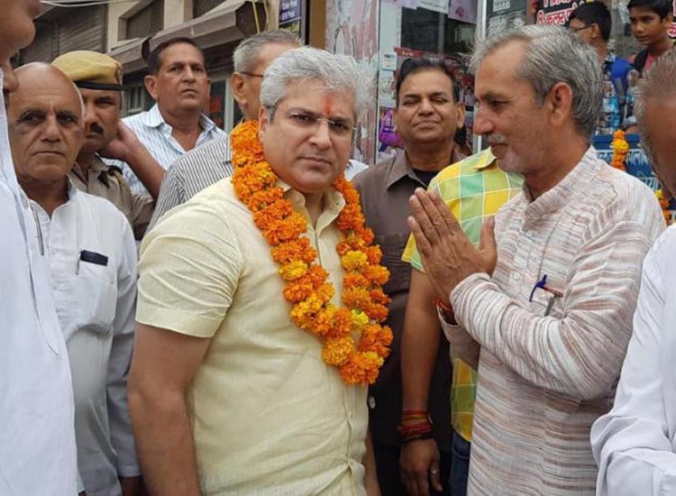 Kailash Gahlot Kailash Gahlot- India TV Hindi