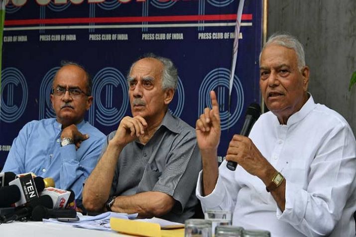 Yashwant Sinha Arun Shourie and Prashant Bhushan Yashwant Sinha Arun Shourie and Prashant Bhushan- India TV Hindi