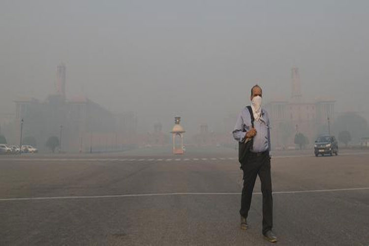 Know how to save yourself from pollution Know how to save yourself from pollution - India TV Hindi