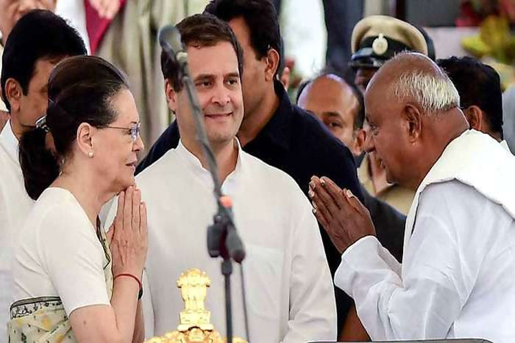 H D Deve Gowda backs Rahul Gandhi for Prime Minister H D Deve Gowda backs Rahul Gandhi for Prime Minister- India TV Hindi