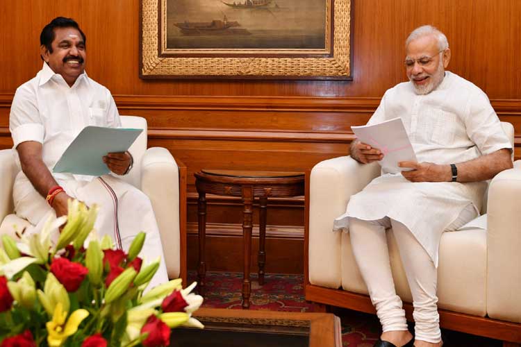tamil nadu cm k palaniswami and pm modi tamil nadu cm k palaniswami and pm modi- India TV Hindi
