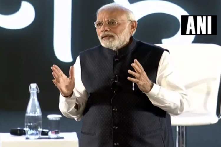 Delhi: PM Modi interacts with IT professionals from... Delhi: PM Modi interacts with IT professionals from...- India TV Hindi
