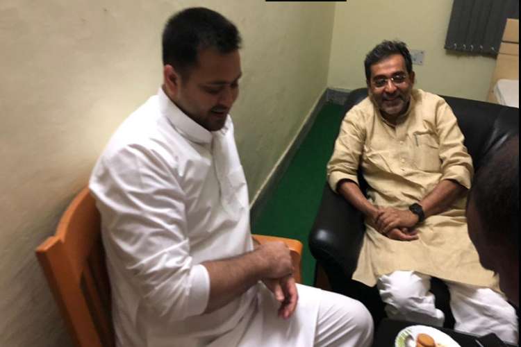 RLSP leader Upendra kushwaha meet rjd leader Tejaswi yadav RLSP leader Upendra kushwaha meet rjd leader Tejaswi yadav- India TV Hindi