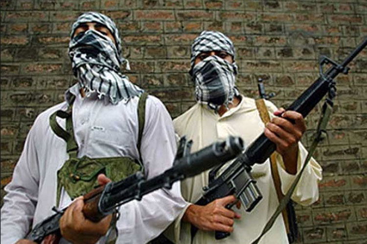 Jammu-Kashmir: One abducted civilian killed, two released in Shopian Jammu-Kashmir: One abducted civilian killed, two released in Shopian- India TV Hindi