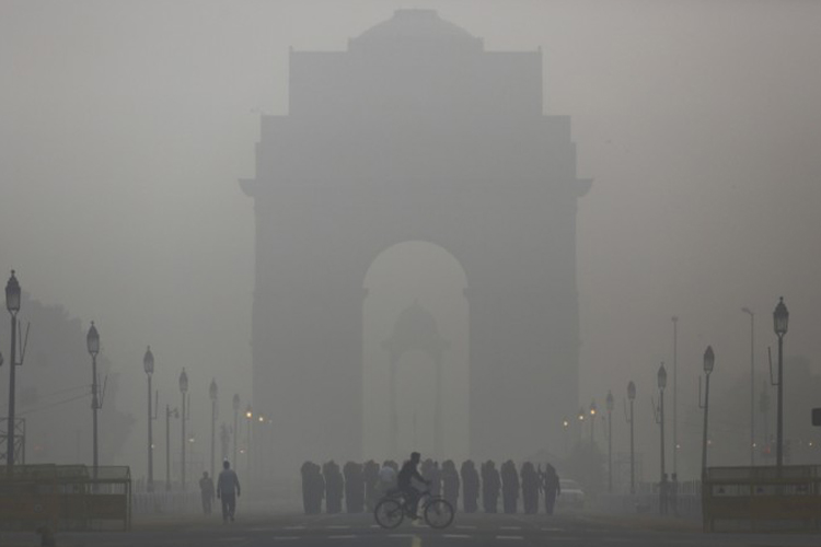 दिल्ली में प्रतिबंधों के बावजूद दूसरे साल भी बढ़ा प्रदूषण दिल्ली में प्रतिबंधों के बावजूद दूसरे साल भी बढ़ा प्रदूषण- India TV Hindi