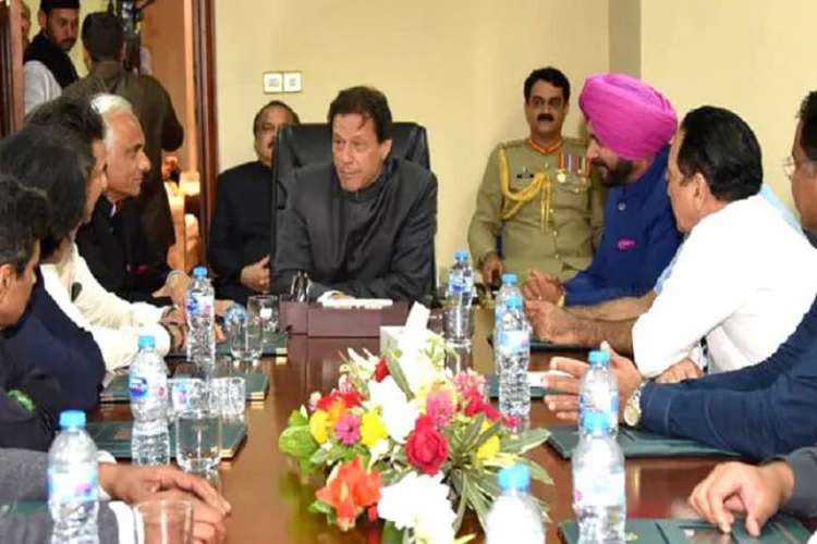 Imran Khan invited Navjot Singh Sidhu ground-breaking ceremony of Kartarpur border corridor Imran Khan invited Navjot Singh Sidhu ground-breaking ceremony of Kartarpur border corridor- India TV Hindi