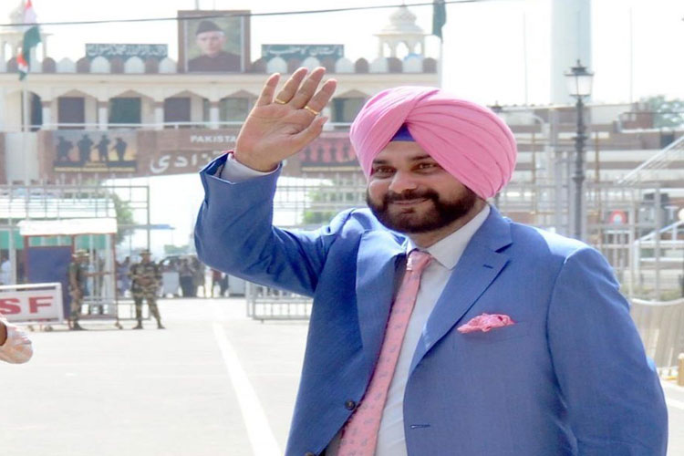 Kartarpur Corridor corridor ceremony Navjot Singh Sidhu accepts invitation by Pak foreign minister Kartarpur Corridor corridor ceremony Navjot Singh Sidhu accepts invitation by Pak foreign minister- India TV Hindi