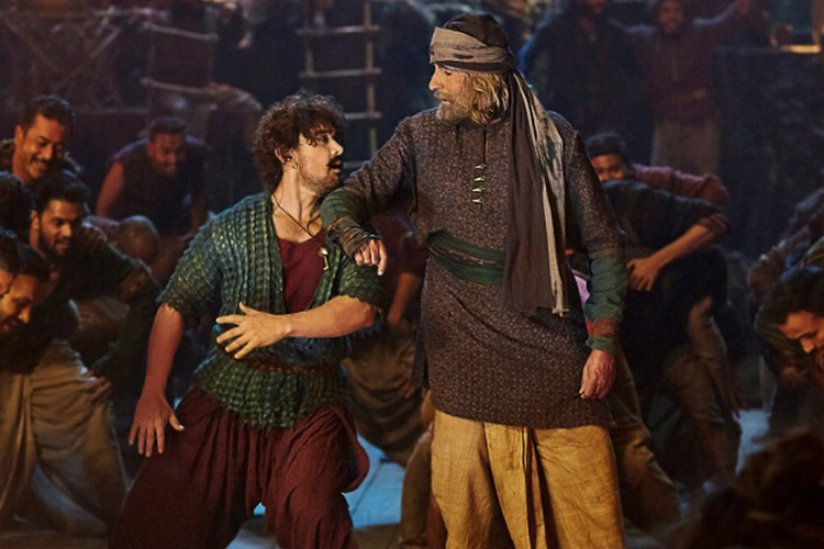 Aamir Khan and Amitabh Bachchan in Thugs Of Hindostan Aamir Khan and Amitabh Bachchan in Thugs Of Hindostan- India TV Hindi