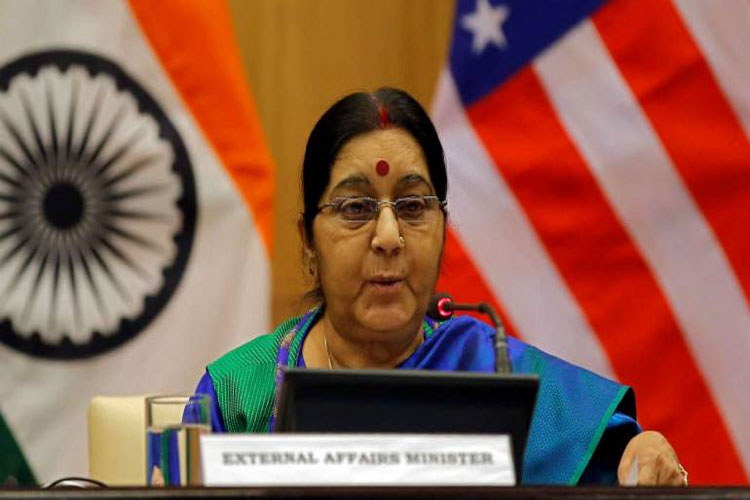 Kartarpur corridor not connected with dialogue with Pakistan says Sushma Swaraj Kartarpur corridor not connected with dialogue with Pakistan says Sushma Swaraj- India TV Hindi
