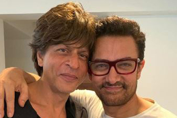 Aamir Khan will play Krishna in Mahabharata confirms Shah Rukh Khan Aamir Khan will play Krishna in Mahabharata confirms Shah Rukh Khan - India TV Hindi