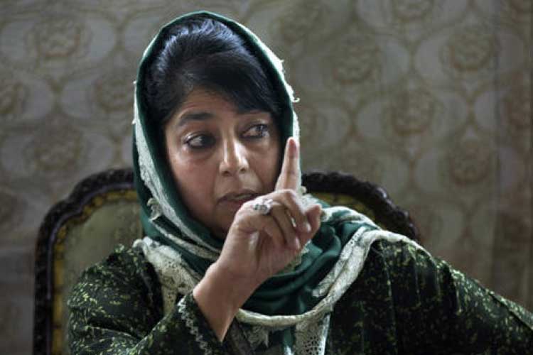 Mehbooba Mufti's statement on Triple Talaq Bill Mehbooba Mufti's statement on Triple Talaq Bill- India TV Hindi