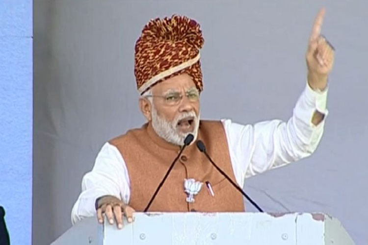 Narendra Modi addressing a rally in Jodhpur Narendra Modi addressing a rally in Jodhpur- India TV Hindi