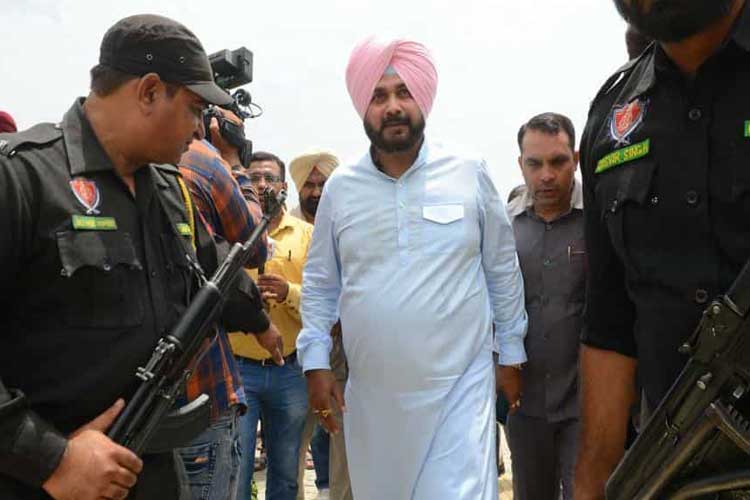 Navjot Singh Sidhu Navjot Singh Sidhu- India TV Hindi